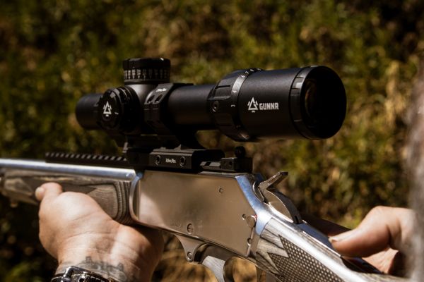 How to sight in a rifle scope